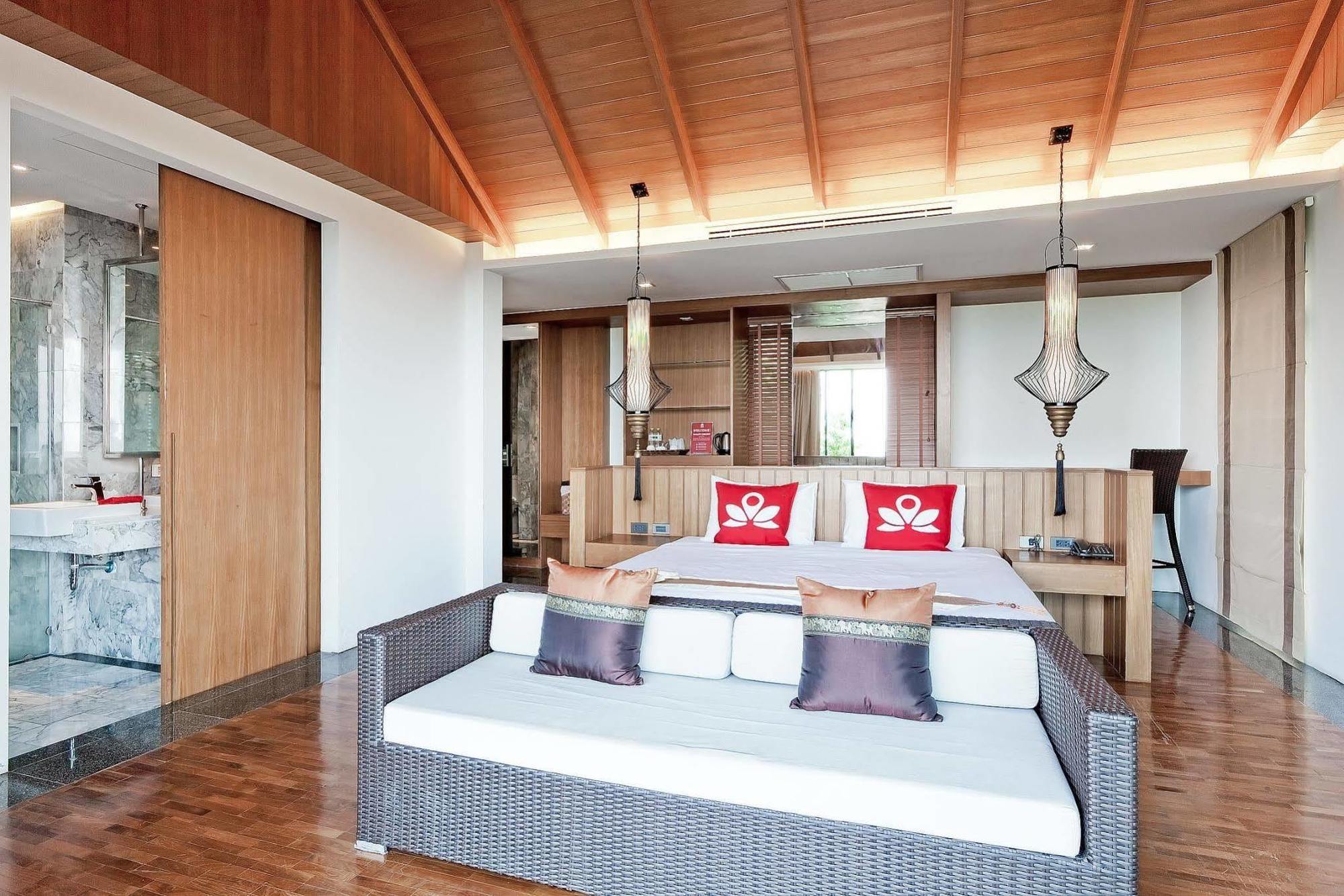 Отель Zen Premium Chalong Phuket Экстерьер фото